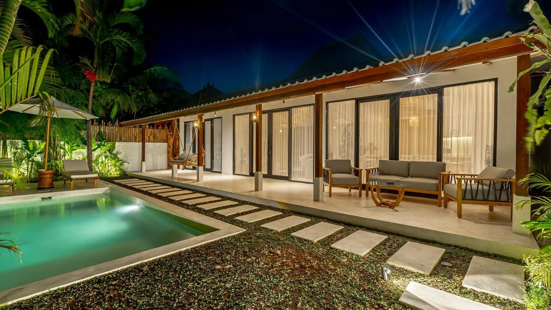 Udara By Evdekimi - Spacious 4Br Pool Villa With Lush Garden At Artistic Center Of Ubud